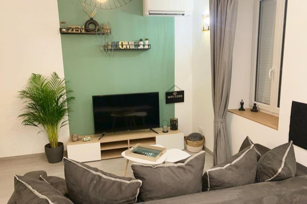Maison Climatisee Toute Equipee 몽샤냉 외부 사진